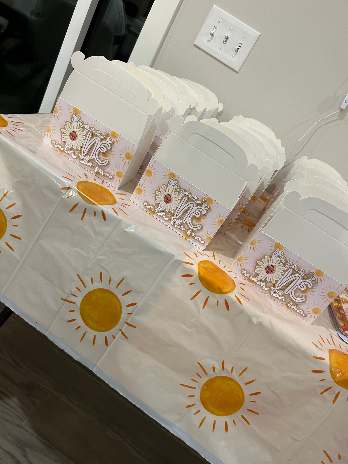 Custom Party Favor Boxes